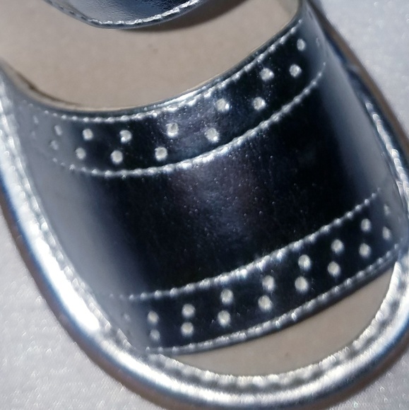 Squeaker sandals - Picture 3 of 4